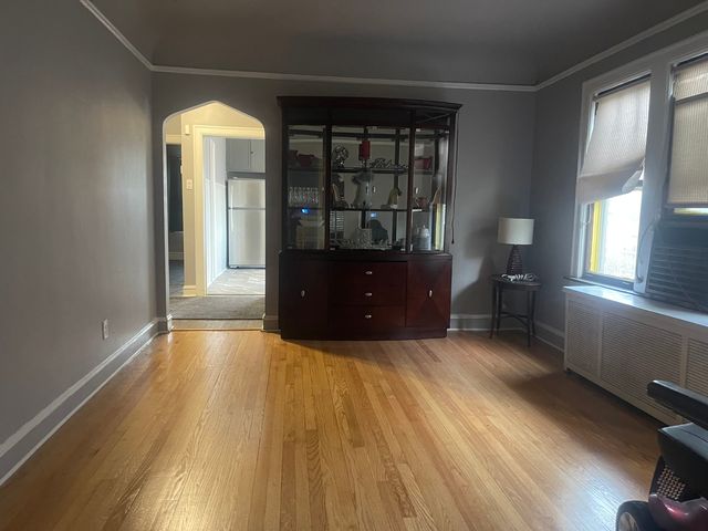 1534 E 86th Place SE, Chicago, IL 60619