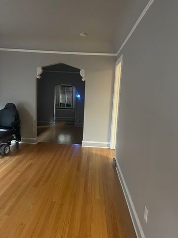 1534 E 86th Place, Chicago, IL 60619