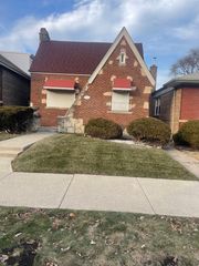 1534 E 86th Place, Chicago, IL 60619