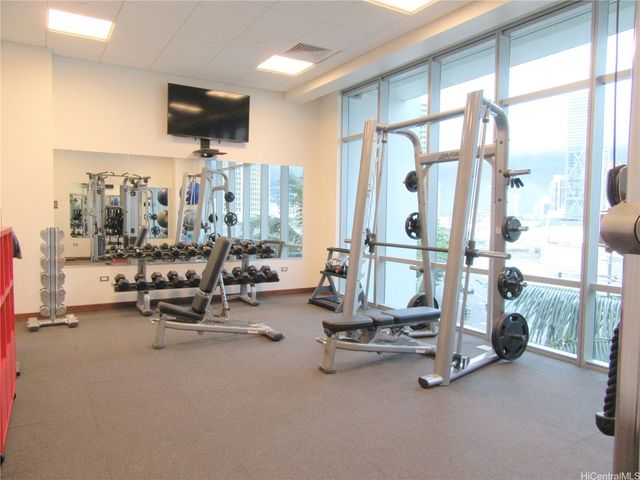 1189 Waimanu Street 1706, Honolulu, HI 96814