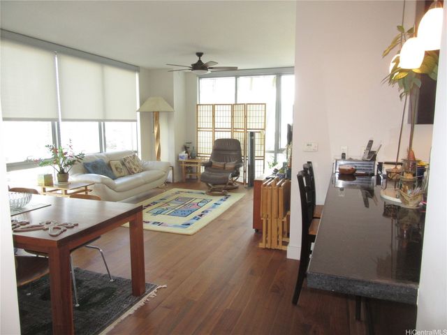 1189 Waimanu Street 1706, Honolulu, HI 96814