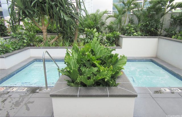 1189 Waimanu Street 1706, Honolulu, HI 96814