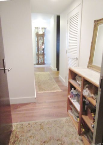 1189 Waimanu Street 1706, Honolulu, HI 96814