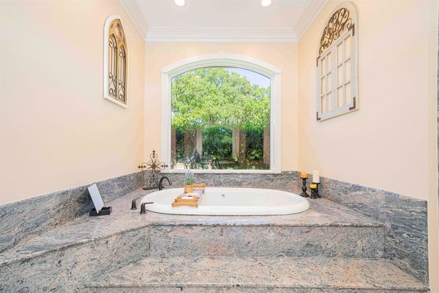 636 CR 3330, Omaha, TX 75571