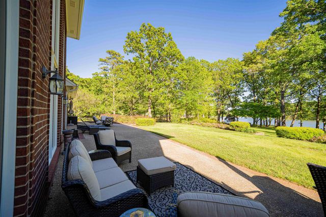 636 CR 3330, Omaha, TX 75571