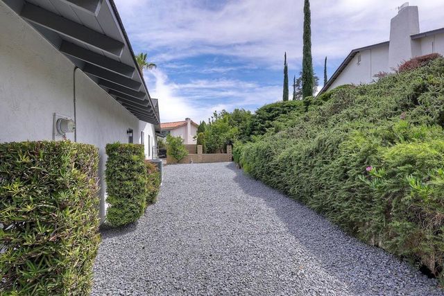 1535 Avenida Ladera, El Cajon, CA 92020