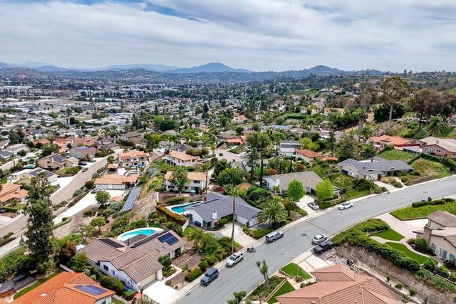 1535 Avenida Ladera, El Cajon, CA 92020