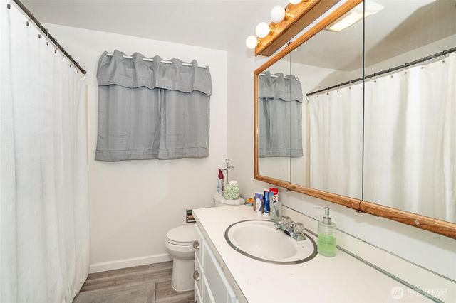 2119 SW Olympic Drive, Chehalis, WA 98532