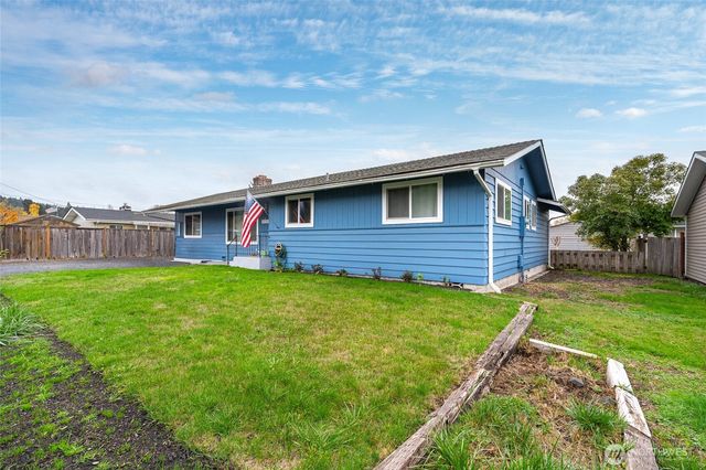 2119 SW Olympic Drive, Chehalis, WA 98532
