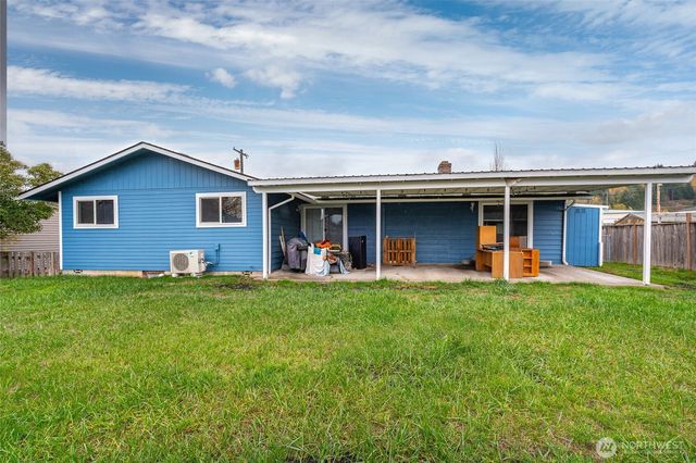 2119 SW Olympic Drive, Chehalis, WA 98532