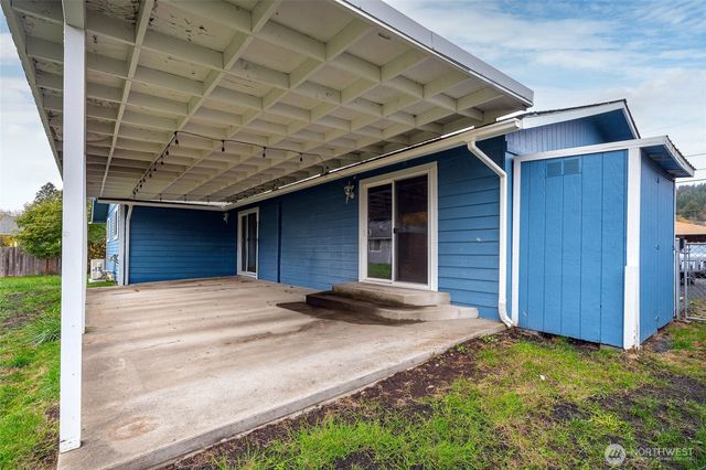 2119 SW Olympic Drive, Chehalis, WA 98532