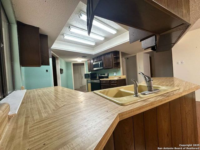 3522 Foxbriar, Schertz, TX 78108