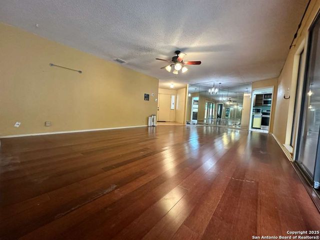 3522 Foxbriar, Schertz, TX 78108