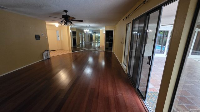 3522 Foxbriar, Schertz, TX 78108