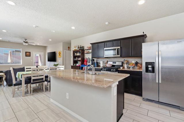 3187 Kunzita Street SE, Rio Rancho, NM 87124