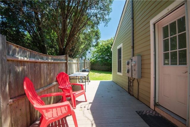 393 Aquidneck Avenue, Middletown, RI 02842