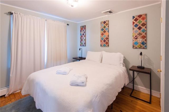 393 Aquidneck Avenue, Middletown, RI 02842