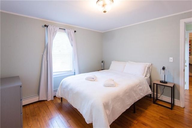 393 Aquidneck Avenue, Middletown, RI 02842