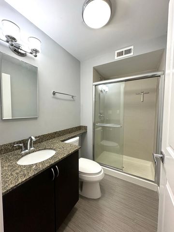 3033 N SHERIDAN Road 1505, Chicago, IL 60657
