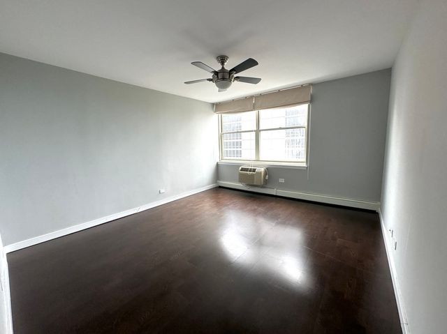 3033 N SHERIDAN Road 1505, Chicago, IL 60657