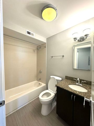 3033 N SHERIDAN Road 1505, Chicago, IL 60657