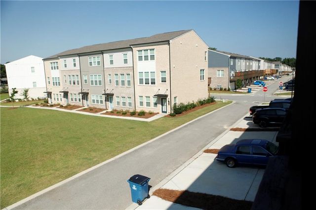 2200 Whistler Way NE, Lawrenceville, GA 30043