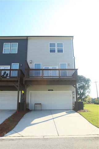 2200 Whistler Way NE, Lawrenceville, GA 30043