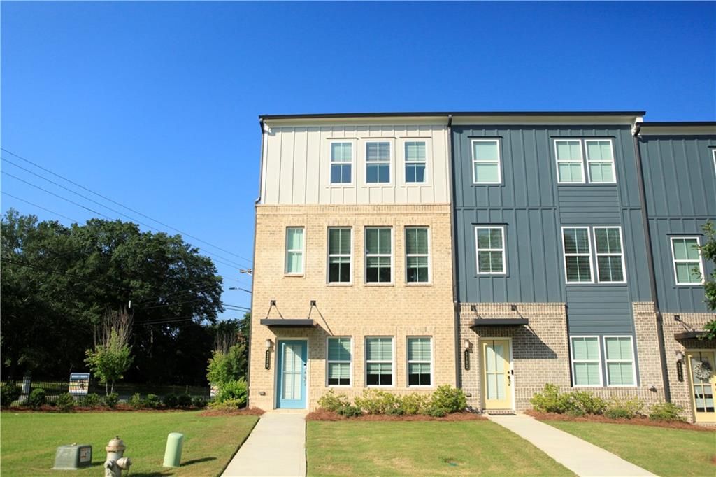 2200 Whistler Way NE, Lawrenceville, GA 30043