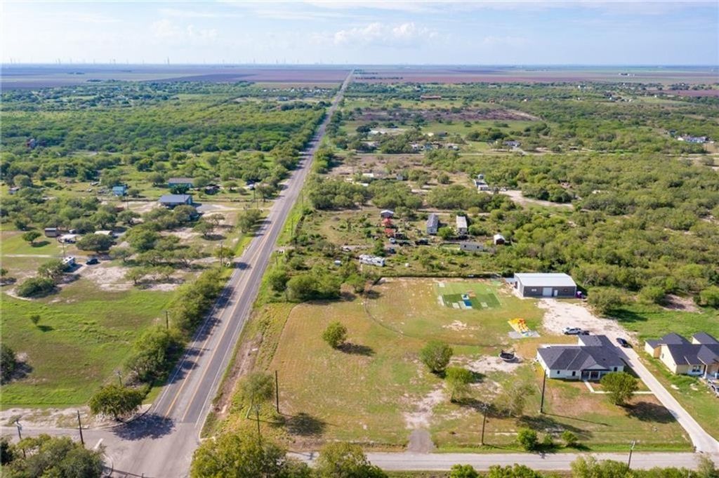 12509 County Road 1272, Sinton, TX 78387 — photo 4