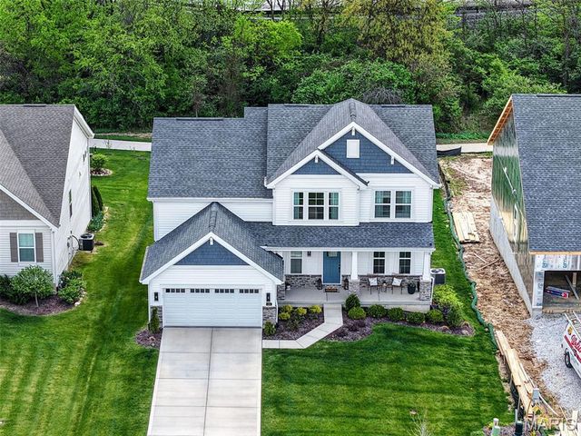208 Kerry Downs Drive, O'fallon, MO 63368