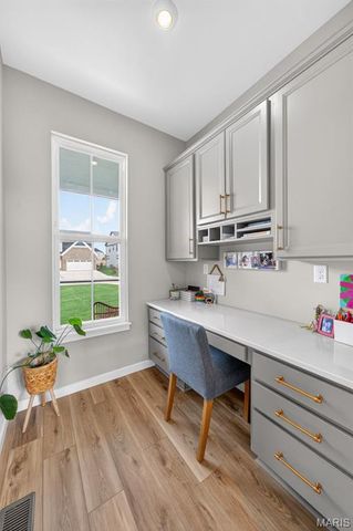 208 Kerry Downs Drive, O'fallon, MO 63368