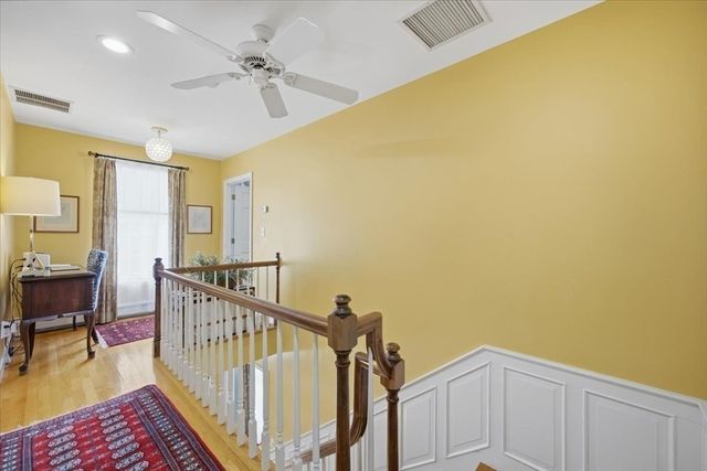 19 Crapo St, Taunton, MA 02780