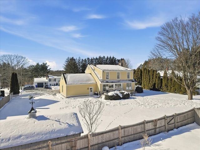 19 Crapo St, Taunton, MA 02780