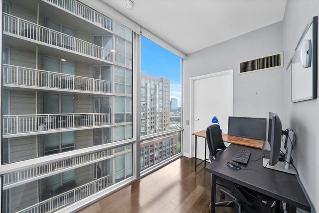 653 N Kingsbury Street 1207, Chicago, IL 60654