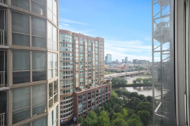 653 N Kingsbury Street 1207, Chicago, IL 60654