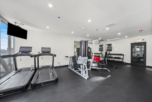 653 N Kingsbury Street 1207, Chicago, IL 60654
