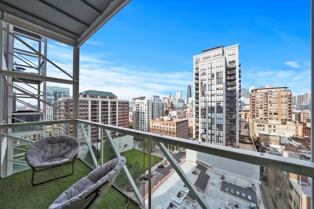 653 N Kingsbury Street 1207, Chicago, IL 60654