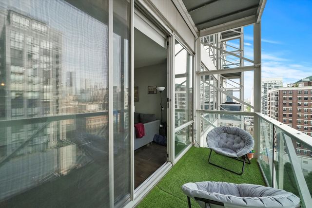 653 N Kingsbury Street 1207, Chicago, IL 60654