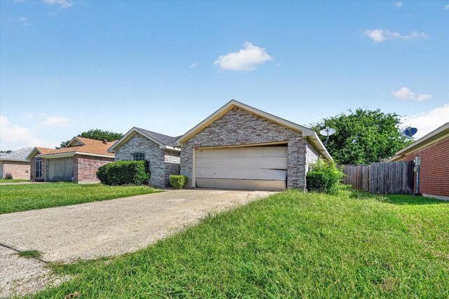 1414 Aviary Drive, Desoto, TX 75115
