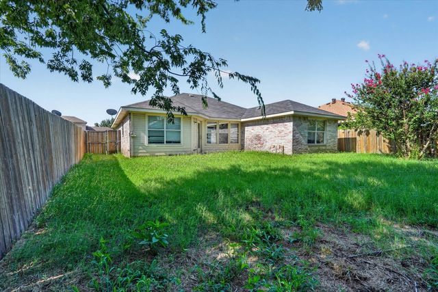 1414 Aviary Drive, Desoto, TX 75115