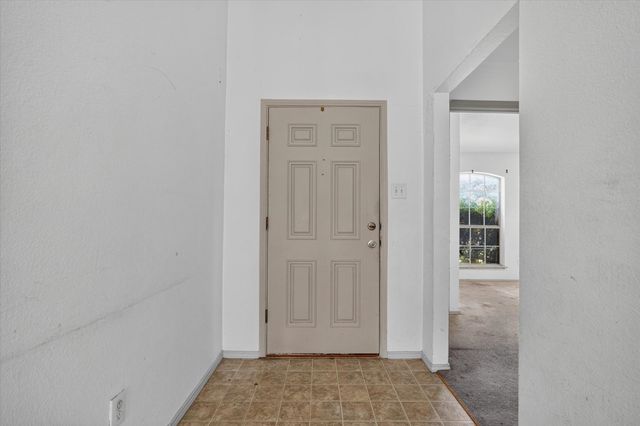 1414 Aviary Drive, Desoto, TX 75115