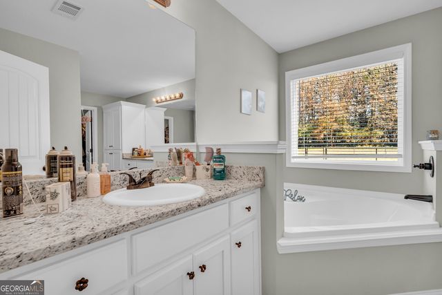 201 Poppyfield Farm Drive, Good Hope, GA 30641