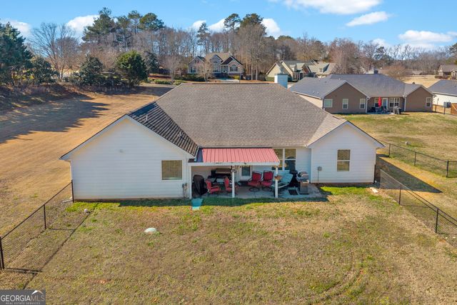 201 Poppyfield Farm Drive, Good Hope, GA 30641