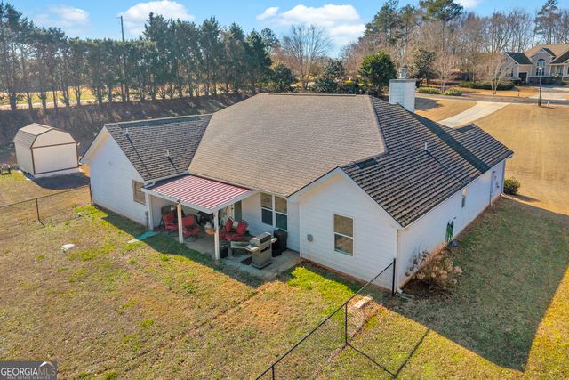 201 Poppyfield Farm Drive, Good Hope, GA 30641