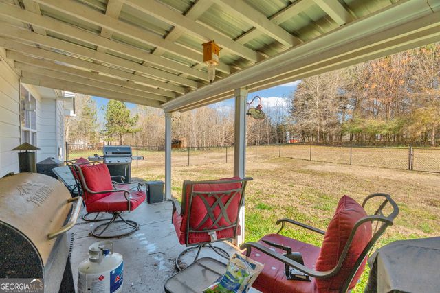 201 Poppyfield Farm Drive, Good Hope, GA 30641