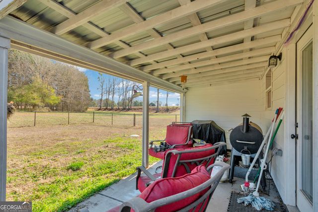 201 Poppyfield Farm Drive, Good Hope, GA 30641