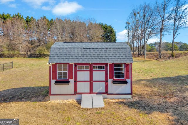 201 Poppyfield Farm Drive, Good Hope, GA 30641