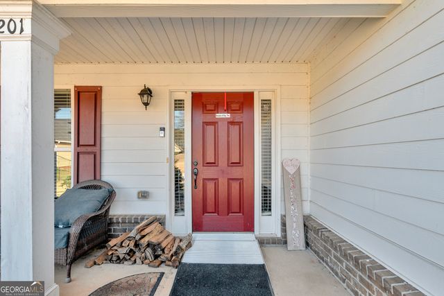 201 Poppyfield Farm Drive, Good Hope, GA 30641