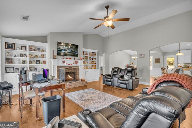 201 Poppyfield Farm Drive, Good Hope, GA 30641