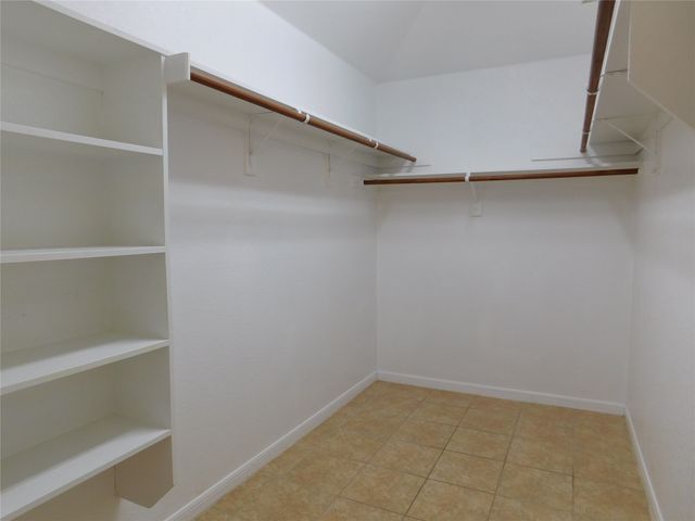 717 Partridge Drive, Aubrey, TX 76227